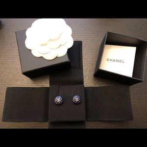 Chanel earrings (2019 edition)